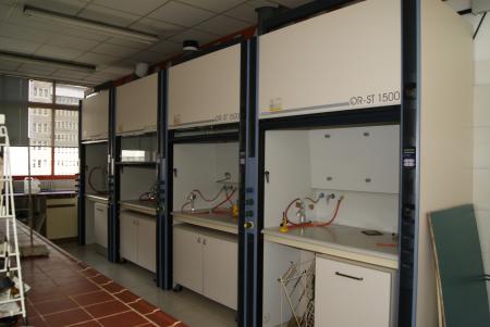 Laboratorio alumunos (4)